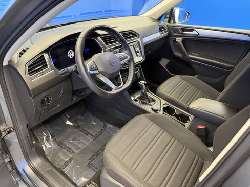 Used 2024 Volkswagen Tiguan S AWD/4WD image 11