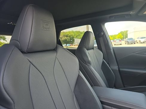 Used 2025 Lexus RX 500h F Sport AWD/4WD image 11