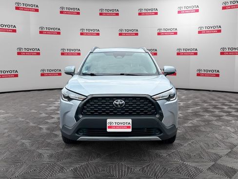 Used 2023 Toyota Corolla Cross LE w/ Moonroof Package AWD/4WD image 2