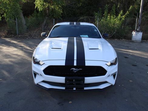 Used 2018 Ford Mustang GT Premium RWD image 2