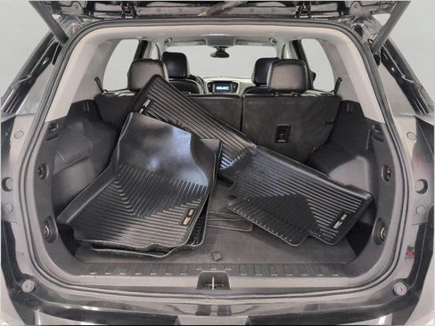 Certified 2023 GMC Terrain SLT AWD/4WD image 15