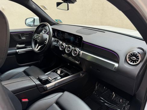 Used 2020 Mercedes-Benz GLB 250 4MATIC image 20