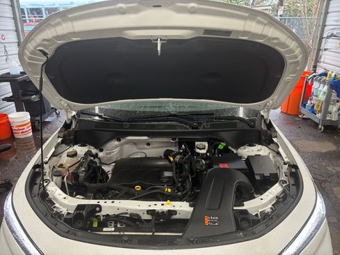 Used 2025 Buick Envista Sport Touring FWD image 32