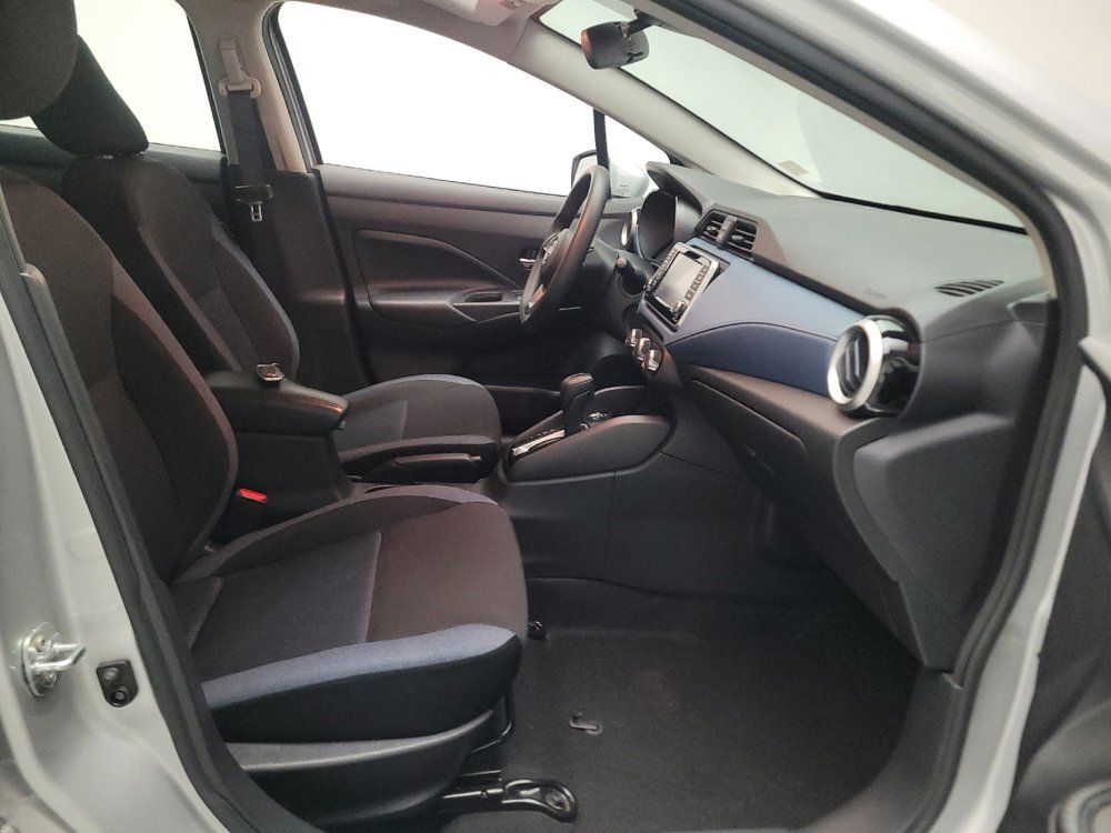 Used 2025 Nissan Versa SV FWD image 21