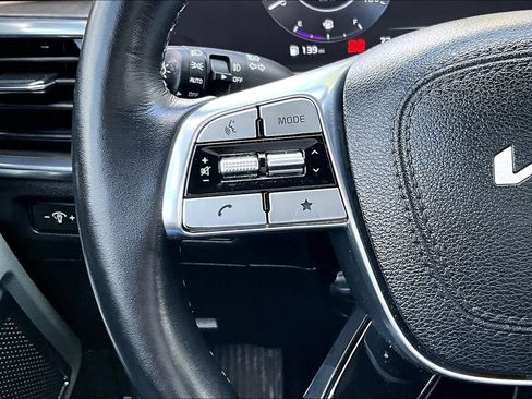 Used 2023 Kia Telluride SX Prestige X-Pro AWD/4WD image 24