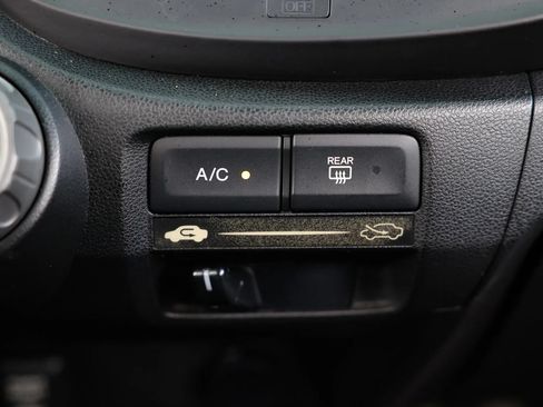 Used 2010 Honda Fit image 29