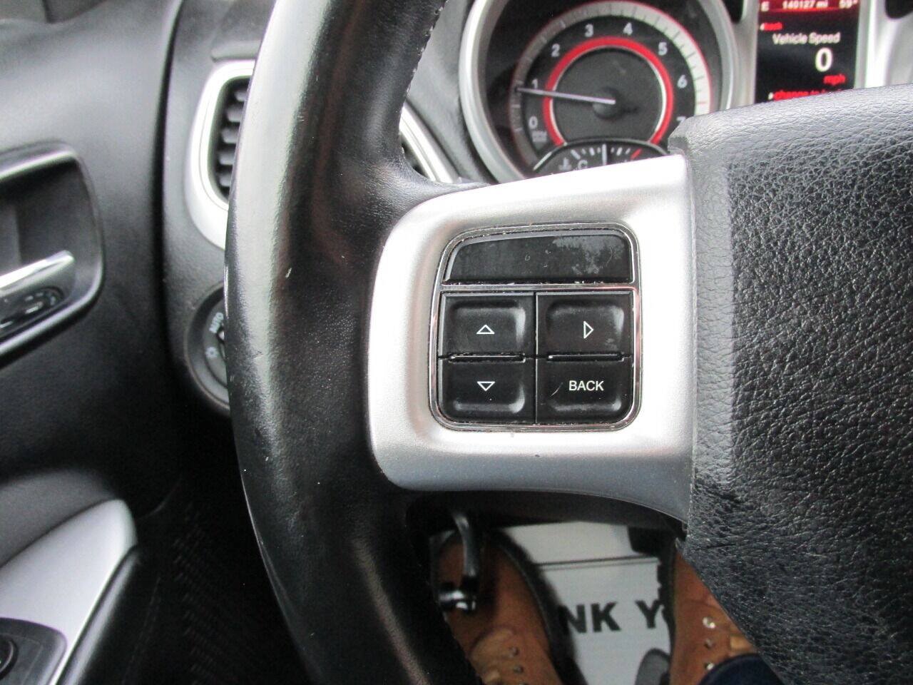 Used 2017 Dodge Journey SE w/ Flexible Seating Group FWD image 53