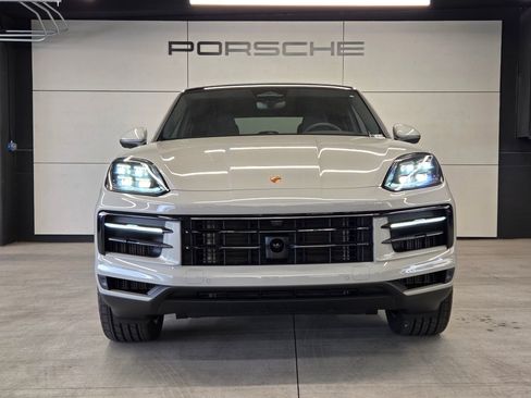 New 2026 Porsche Cayenne Coupe AWD/4WD image 25