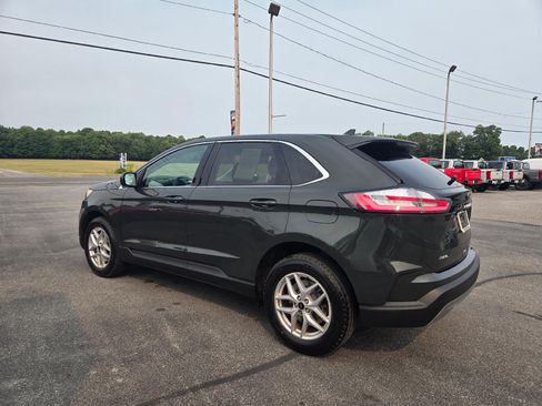 Used 2023 Ford Edge SEL w/ Convenience Package AWD/4WD image 6