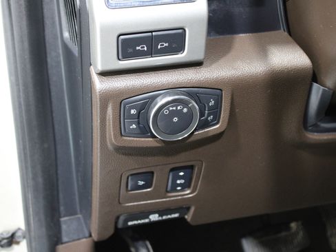 Used 2017 Ford F350 King Ranch w/ King Ranch Ultimate Package image 9