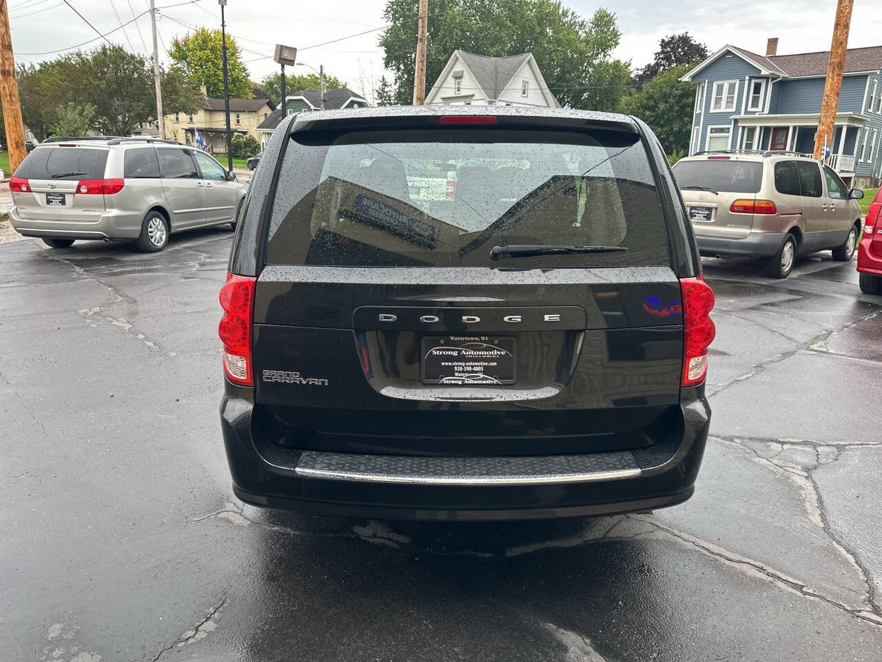 Used 2014 Dodge Grand Caravan FWD image 4