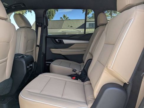 New 2026 Buick Enclave Preferred w/ Super Cruise Package image 16