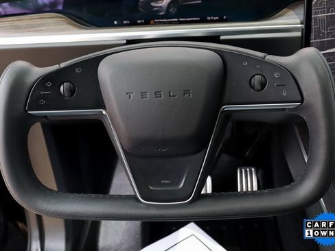 Used 2023 Tesla Model X image 18