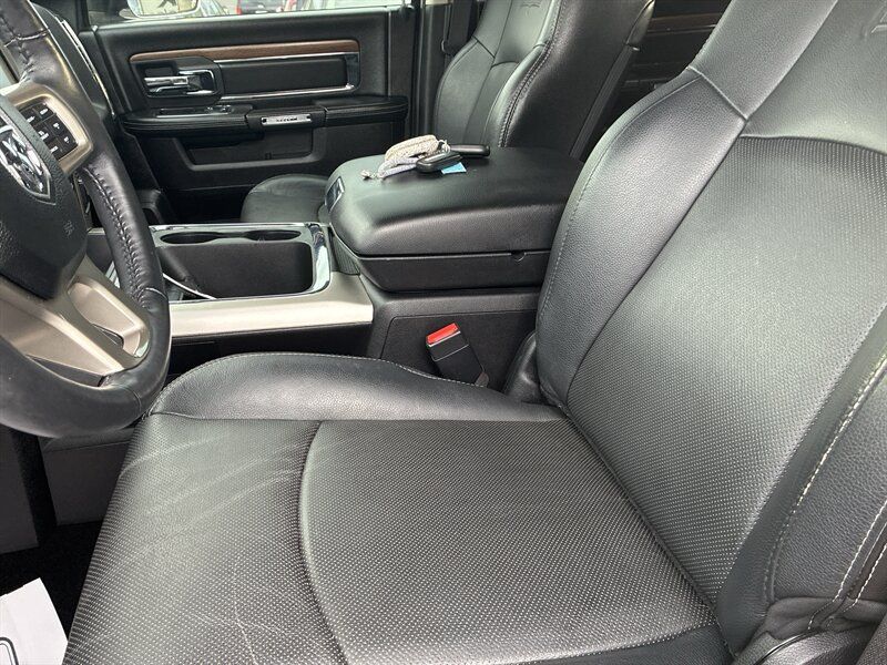 Used 2016 RAM 1500 Laramie w/ Convenience Group AWD/4WD image 14