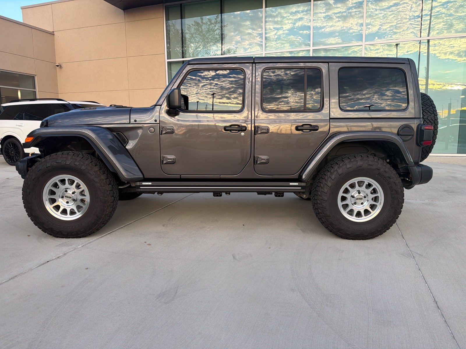 Used 2025 Jeep Wrangler Unlimited Rubicon 392 AWD/4WD image 8