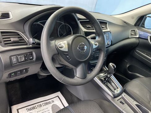 Used 2017 Nissan Sentra SR image 9