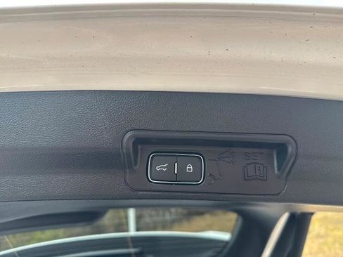 Certified 2025 Ford Explorer ST-Line w/ Premium Package image 26