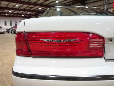 Used 1993 Ford Thunderbird Super RWD image 34