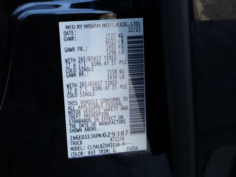 Used 2023 Nissan Frontier SV w/ Midnight Edition Package RWD image 38