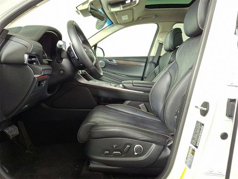 Used 2021 Genesis GV80 3.5T Advanced + w/ Advanced Package 06 image 16