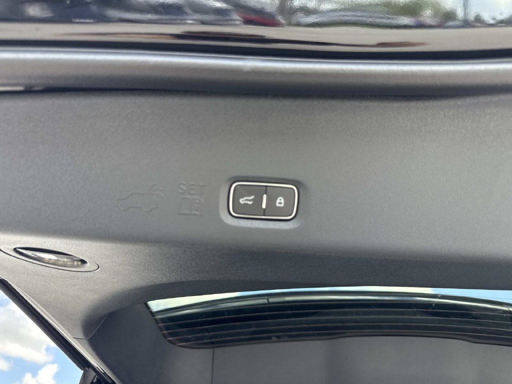 New 2026 Lincoln Navigator Black Label AWD/4WD image 13