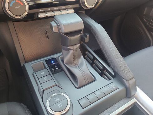 Certified 2025 Toyota Tacoma SR5 image 17