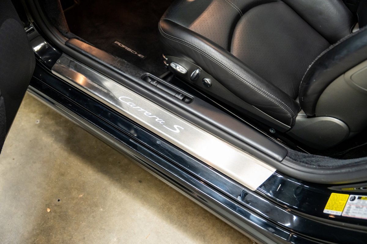 Used 2009 Porsche 911 Carrera S RWD image 18