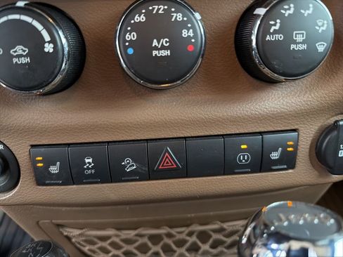 Used 2016 Jeep Wrangler Unlimited Sahara w/ Max Tow Package image 25