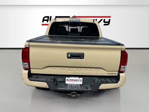 Used 2020 Toyota Tacoma SR5 w/ Technology Package image 6