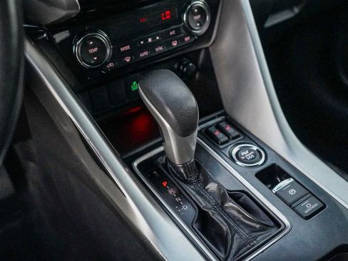 Used 2023 Mitsubishi Eclipse Cross SE image 22