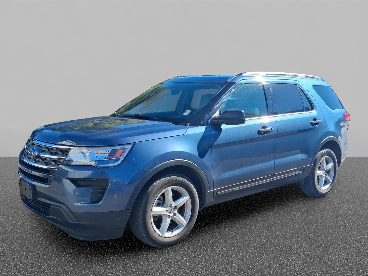 Used 2019 Ford Explorer FWD image 1
