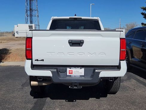 Certified 2024 Toyota Tacoma TRD Off-Road image 19