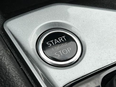 Used 2025 Nissan Altima 2.5 SV image 7