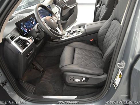 Used 2025 BMW X7 xDrive40i image 14