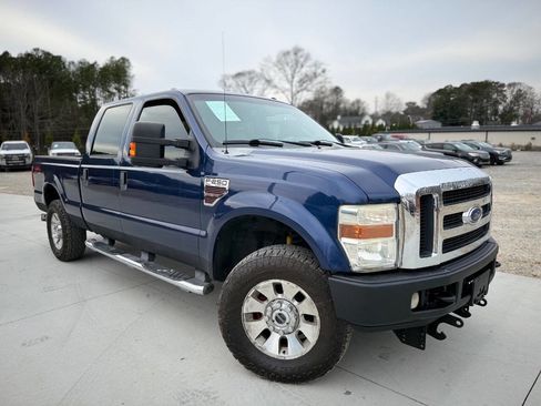 Used 2008 Ford F250 Lariat image 2