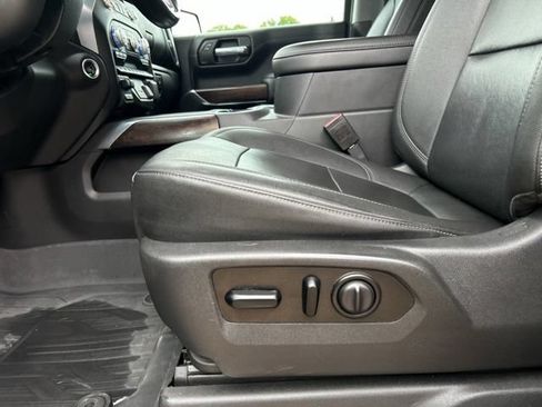 Used 2021 GMC Sierra 1500 SLT w/ SLT Premium Package AWD/4WD image 32