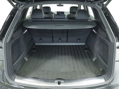 Used 2022 Audi SQ5 Prestige w/ Prestige Package AWD/4WD image 41