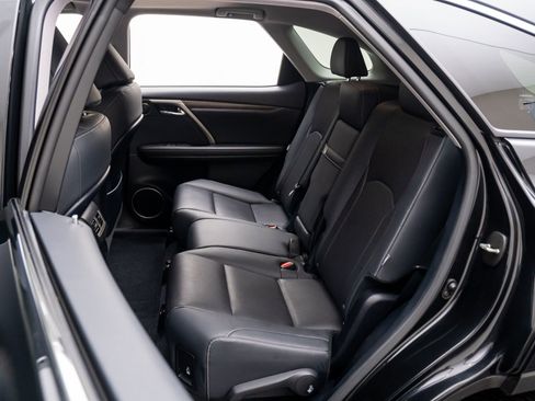 Used 2022 Lexus RX 350L Premium w/ Premium Package image 17