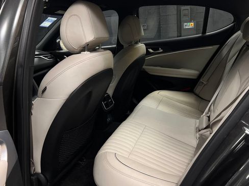 Used 2024 Genesis G70 2.5T w/ Sport Prestige Package RWD image 19