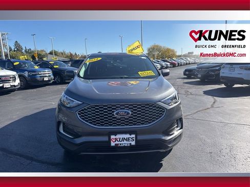 Used 2024 Ford Edge SEL image 12