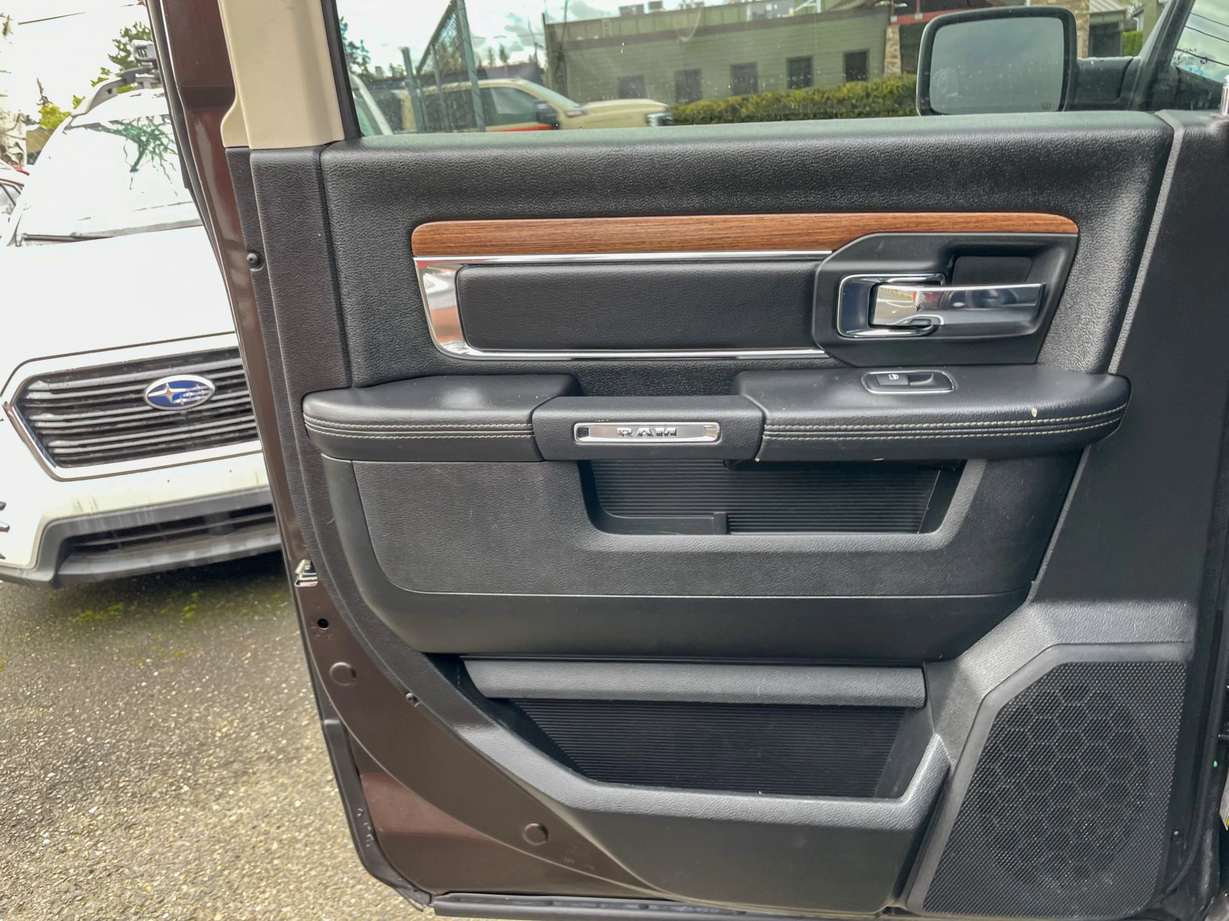 Used 2017 RAM 1500 Laramie w/ Cold Weather Group AWD/4WD image 33