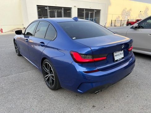 Used 2021 BMW 330i Sedan w/ M Sport Package RWD image 3