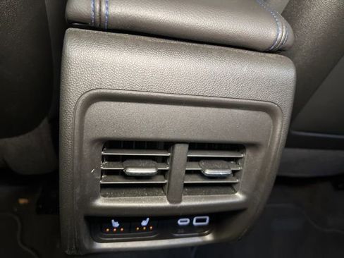 Used 2025 Cadillac XT4 Sport w/ Technology Package image 55