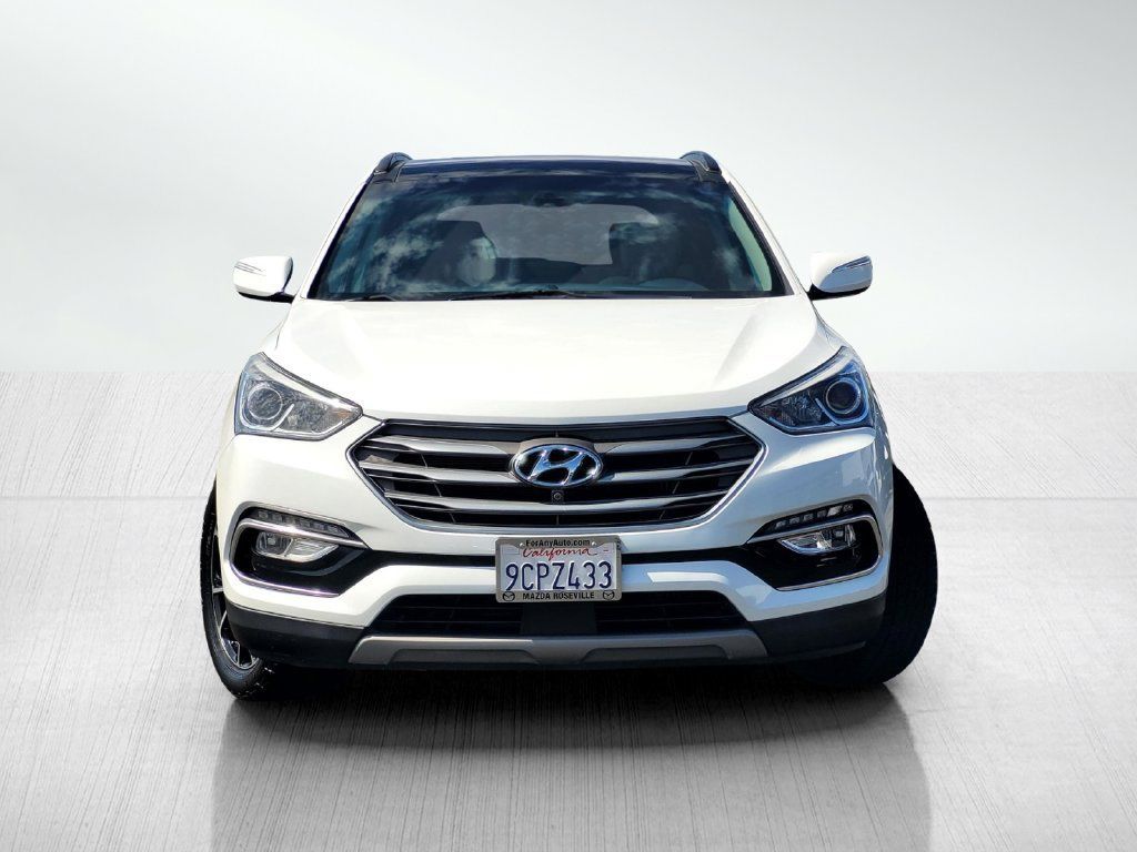 Used 2018 Hyundai Santa Fe Sport w/ 2.0T Ultimate Tech Package 05 AWD/4WD image 2