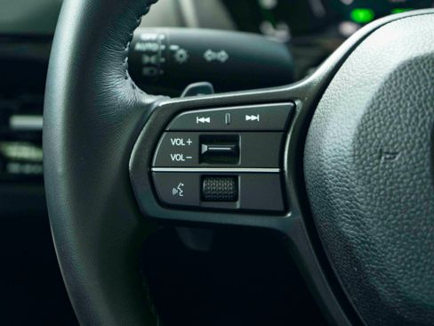 Used 2024 Honda Accord EX-L image 29