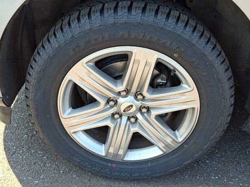 Certified 2020 Ford Expedition XLT w/ Equipment Group 202A AWD/4WD image 28