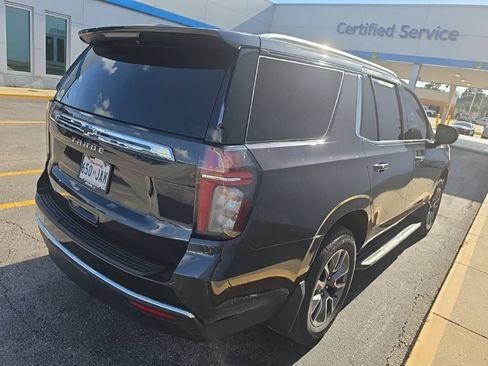 Used 2024 Chevrolet Tahoe LS RWD image 2