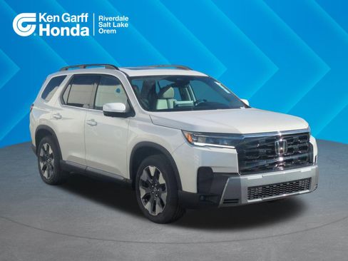 New 2026 Honda Pilot Touring image 1