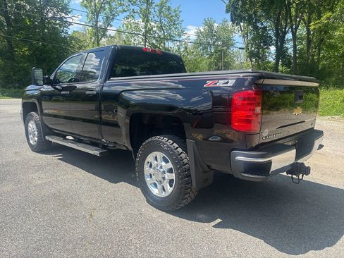 Used 2015 Chevrolet Silverado 2500 LT w/ LT Convenience Package AWD/4WD image 17