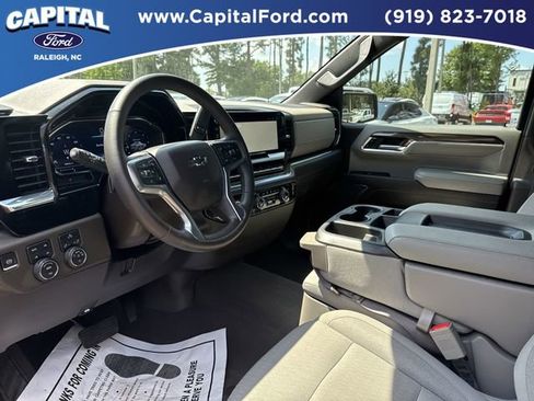 Used 2023 Chevrolet Silverado 1500 RST image 19